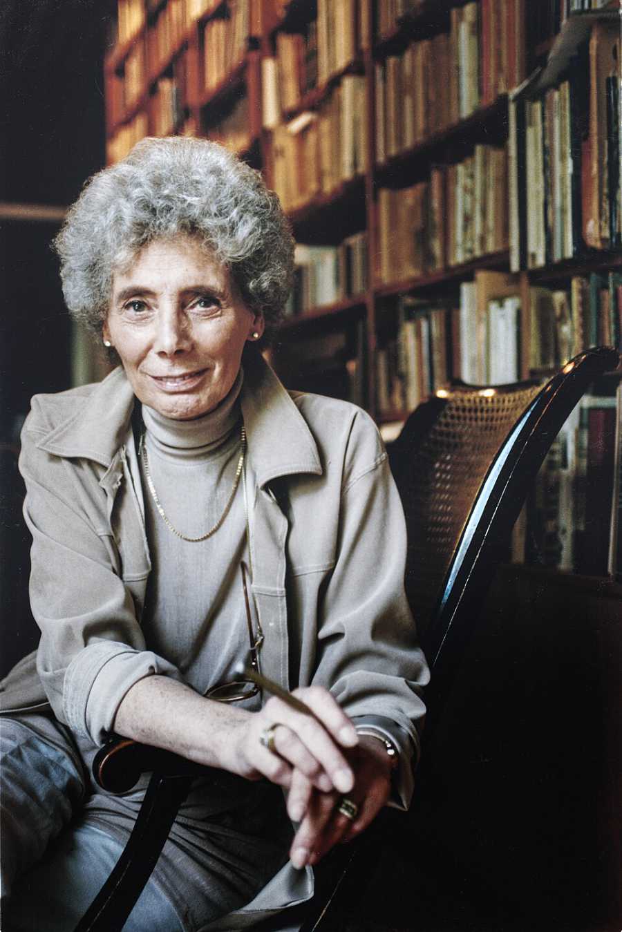 Жаклин Харпман (Jacqueline Harpman) е белгийска писателка, психоаналитик и автор на произведения в жанровете социална драма, научна фантастика и психология.